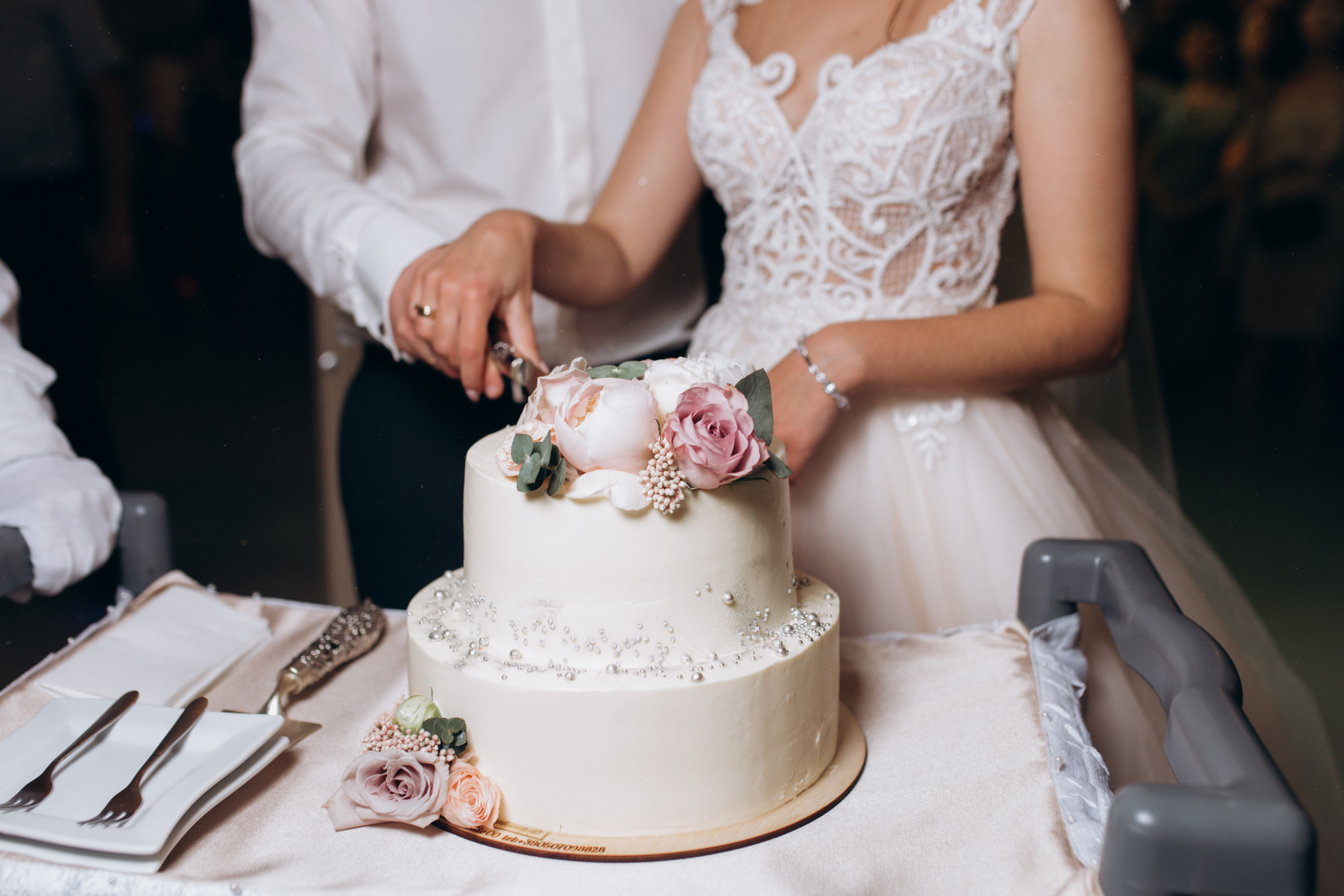 Tendência 2023 - Bolos de Casamento - Lápis de Noiva