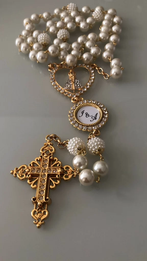 Terço Relicário Nossa Senhora Aparecida para Noivas Art Lu

