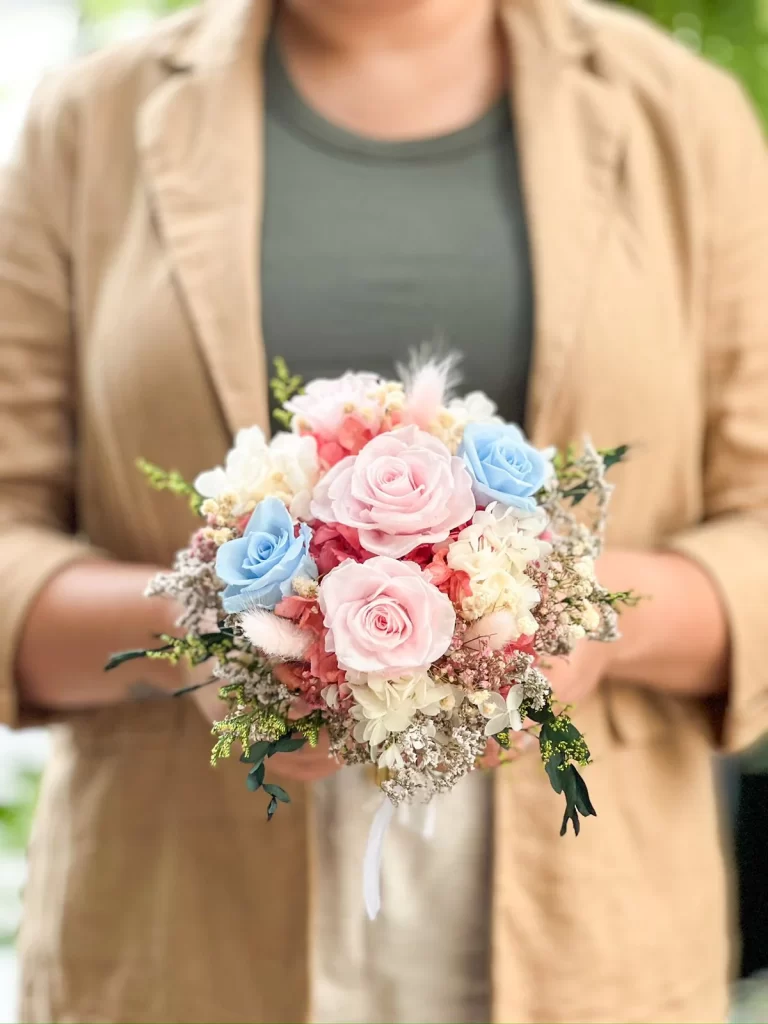 Bouquet de Noiva 5 Minis Rosas Florizzis

